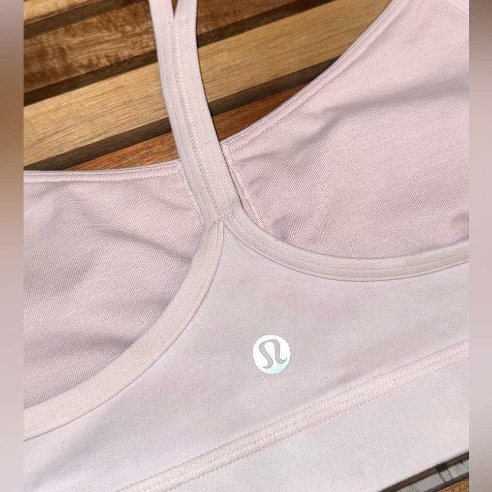 Pristine Lululemon Flow Y Bra Strawberry Milkshake Discontinued Size:6 - Picture 6 of 6